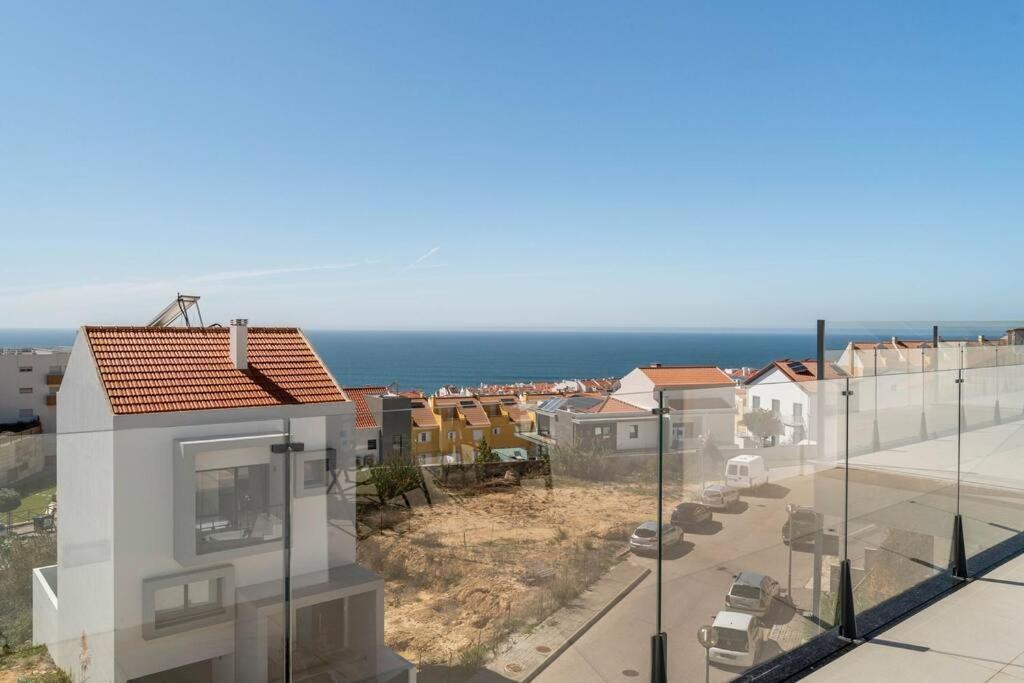 Beach, Ocean View & Bright House Ericeira Exteriör bild