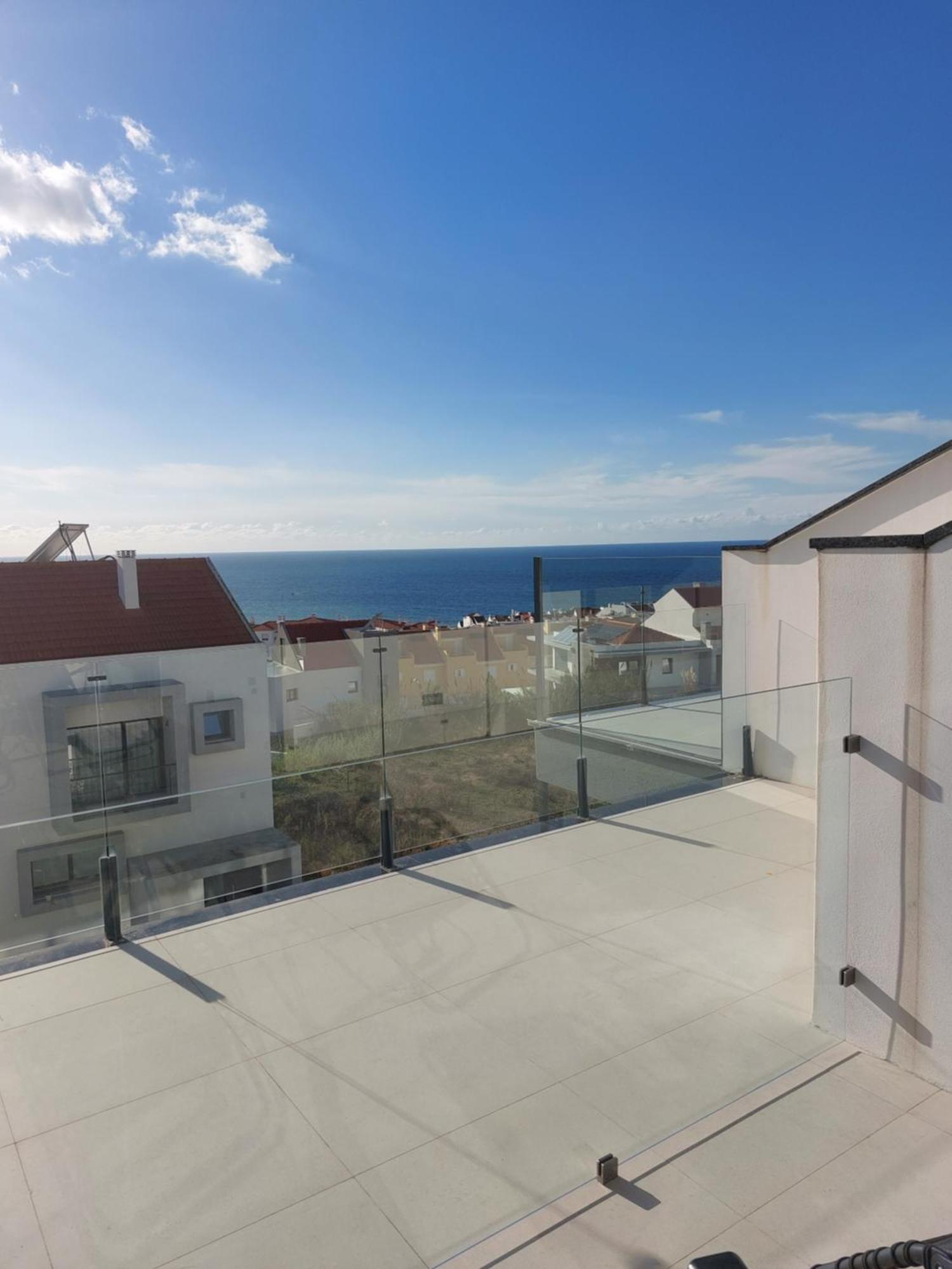 Beach, Ocean View & Bright House Ericeira Exteriör bild